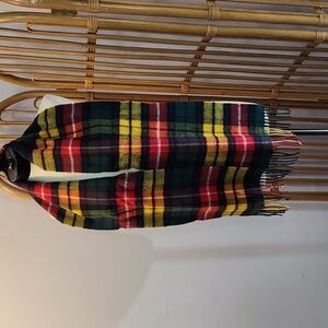 Historic Scotland Clan Collection scarf 100% lambswool red green yellow blue